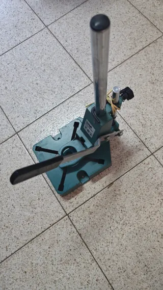 Soporte vertical para taladro