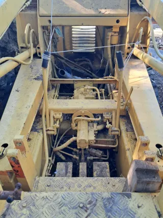 .ini cargadora fm 513