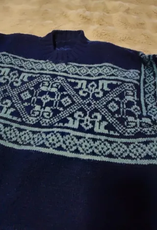 Jersey Vintage Azul Marino Estilo Nórdico M