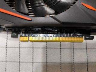 Tarjeta gráfica Gigabyte Radeon RX 570 8GB Gaming