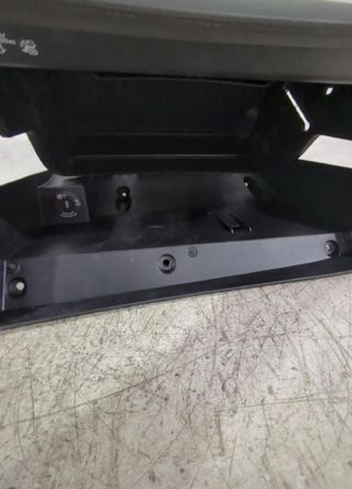 Nissan 159780 68520hv00a guantera qashqai ii (j11,