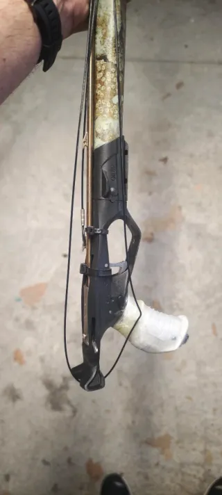 Fusil de pesca submarina Omer Invictus HF 75