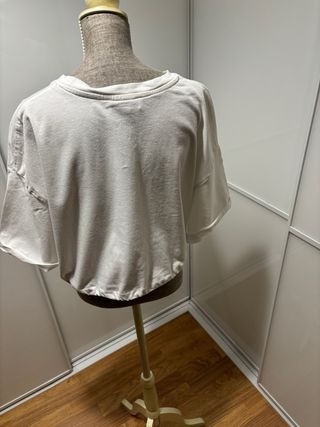 Camiseta crop Bershka blanca talla única