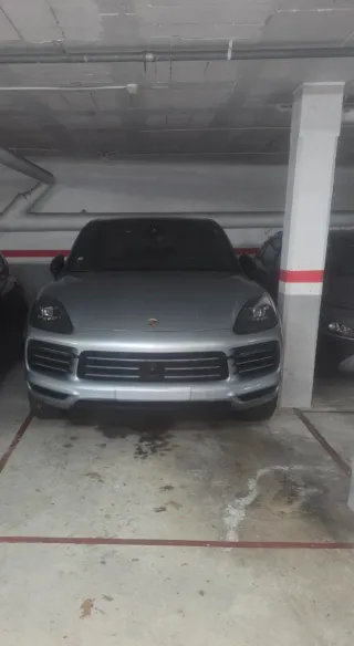 Porsche Cayenne 2021