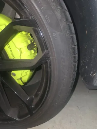 Porsche Cayenne 2021