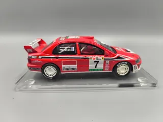Mitsubishi Lancer Evo VII Scalextric