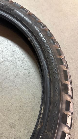 Neumáticos Michelin STR 90/90R21 y 150/70R18