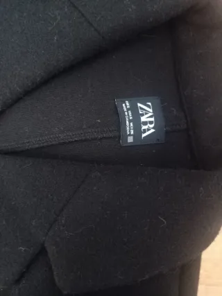 Abrigo Zara Negro