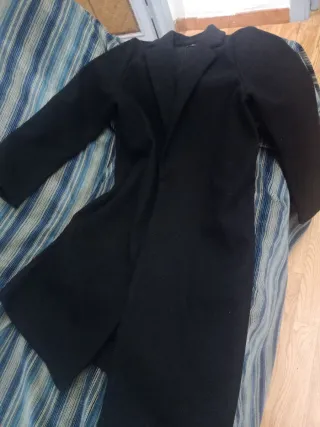 Abrigo Zara Negro