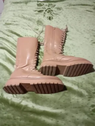 Botas altas de piel mujer beige, con un solo uso