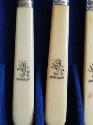 Servizio posate vintage 12 persone