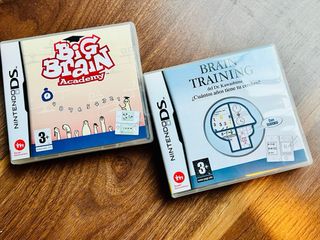 Nintendo DS XL + 2 Juegos Brain Training