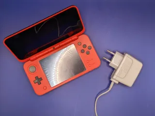 Pack Nintendo Switch + New 2DS XL Pokeball Edition