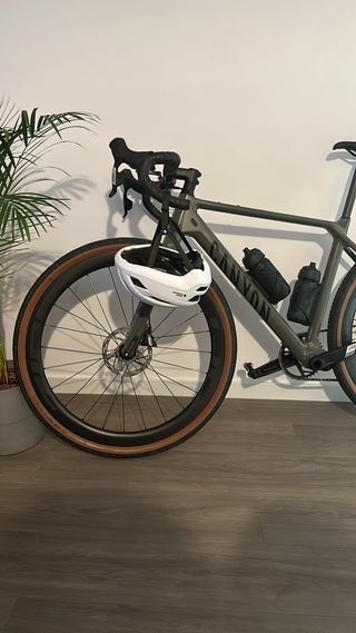 Bici Gravel Canyon Grizl CF 7 AXS