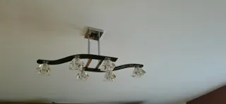 Lámpara de salón moderna negra y cristal luz led.