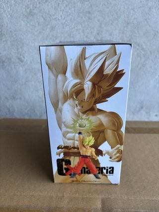 Son Goku IV (Gxmateria) y Metal Cooler (Solid Edge