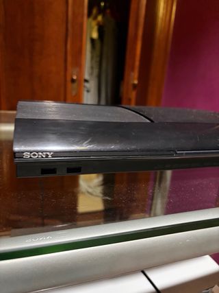 Playstation 3 Super Slim 12GB Negra