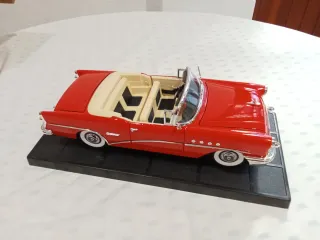 MIRA Buick Century 1955 Escala 1:18