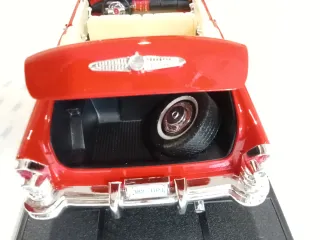 MIRA Buick Century 1955 Escala 1:18