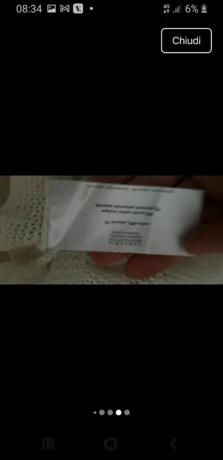 Maglia bianca leggera a pois