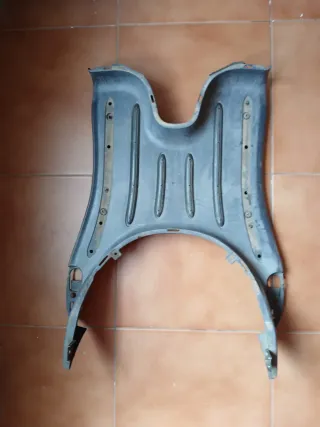 Reposapiés Piaggio Liberty 50 Gris