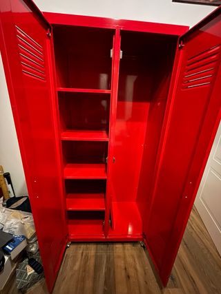 Guardaroba Loft Rosso ottimo stato