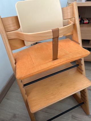 Baby  Stokke madera y naranja