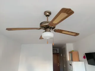 Lámpara Ventilador Madera y Metal