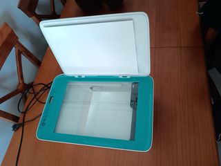 Impresora HP Blanca y Verde