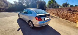 Mercedes-Benz Clase C 200 Kompressor Sportcoupe