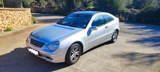 Mercedes-Benz Clase C 200 Kompressor Sportcoupe