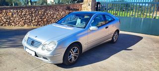 Mercedes-Benz Clase C 200 Kompressor Sportcoupe