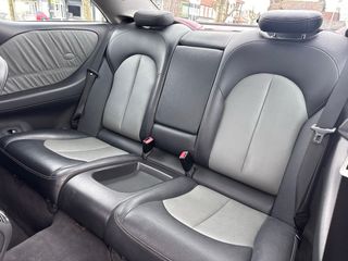 Mercedes-Benz  CLK 2005