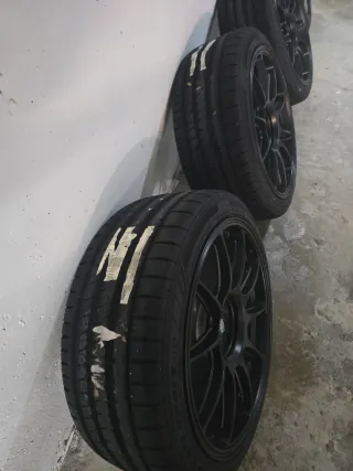 Llantas Racing Division VR5