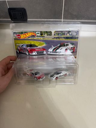 Hot Wheels 2 Pack Lancia Stratos BMW M1 Protector