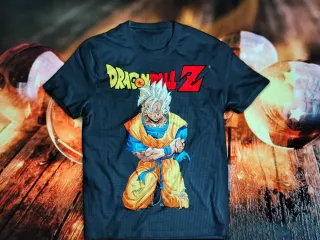 Camiseta dragón ball a estrenar