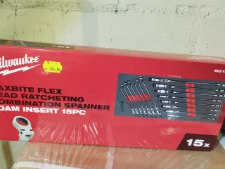 Set 5 Piezas Herramientas Milwaukee