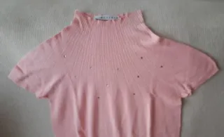 Lupetto primaverile rosa con strass