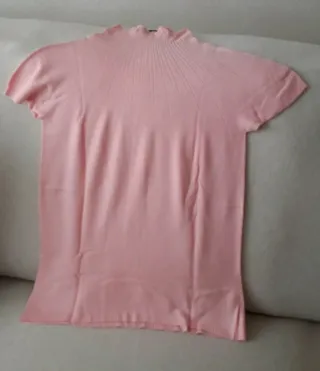 Lupetto primaverile rosa con strass