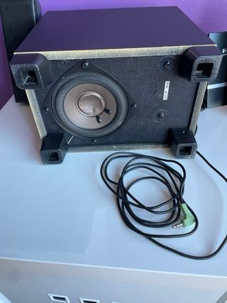 Altavoces Logitech con amplificador
