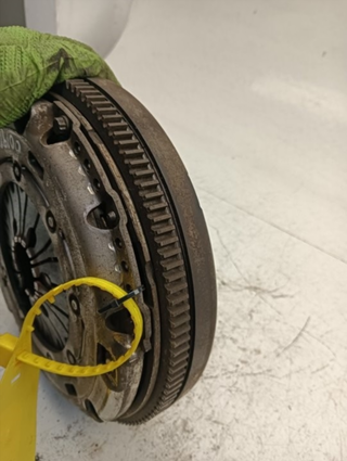 KIT EMBRAGUE SEAT LEON (1P1) BXE 03G141025N