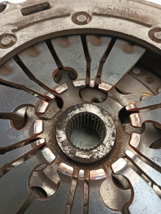 KIT EMBRAGUE SEAT LEON (1P1) BXE 03G141025N