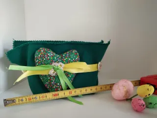 Cestino decorativo a forma di cuore