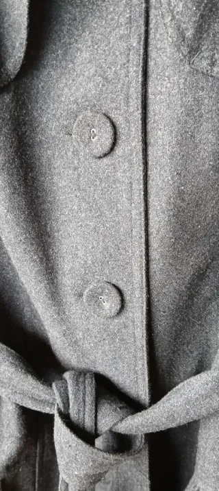 Abrigo paño entallado gris marengo