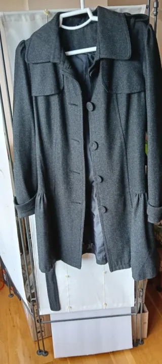 Abrigo paño entallado gris marengo