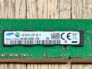 2x Samsung DDR4 RAM 4GB PC4-2133P