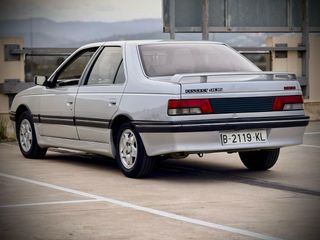 Peugeot 405 16V