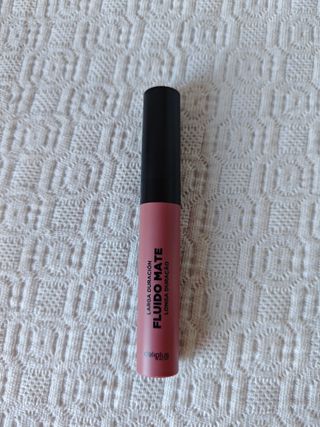 Pintalabios Fluido Mate Deliplus 01 nude beige