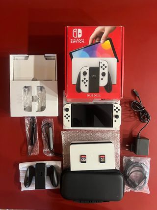 Nintendo Switch OLED Blanca y Negra