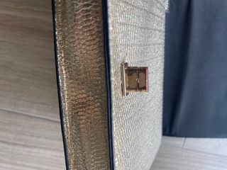 Borsetta a tracolla oro accessorize